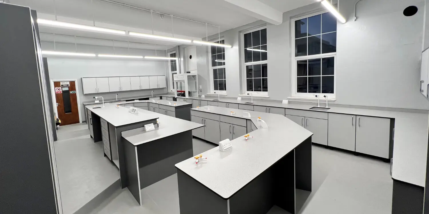 school-laboratory-3